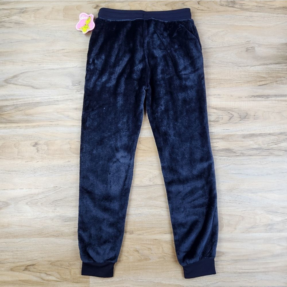 ☔️🔸️NWT The Grinch Black & Green Grinch Graphic Plush Joggers Small - Picture 11 of 12